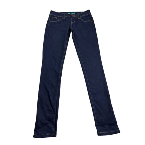 YMI WannaBettaButt Skinny Jeans Size 3 Dark Wash Blue Denim - Picture 1 of 5